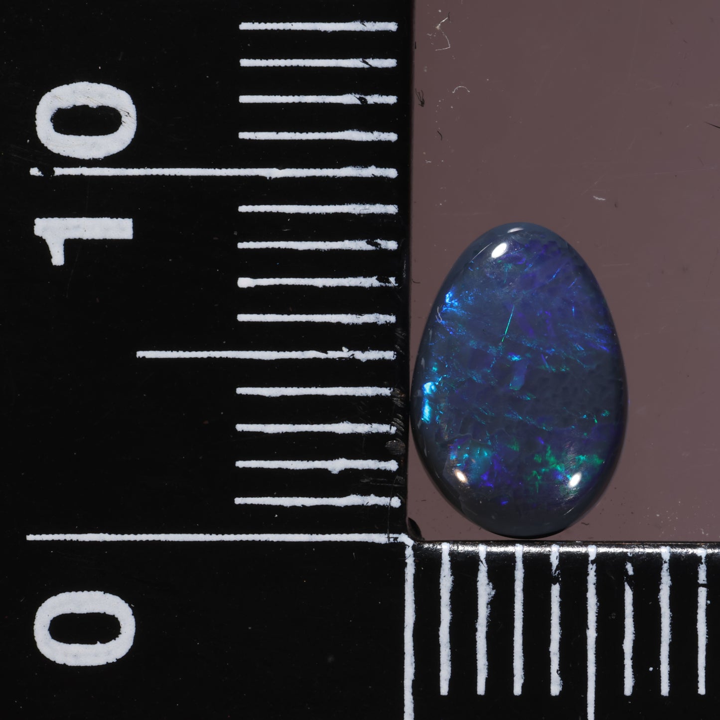 Lightning Ridge Opal 1.07cts 26356