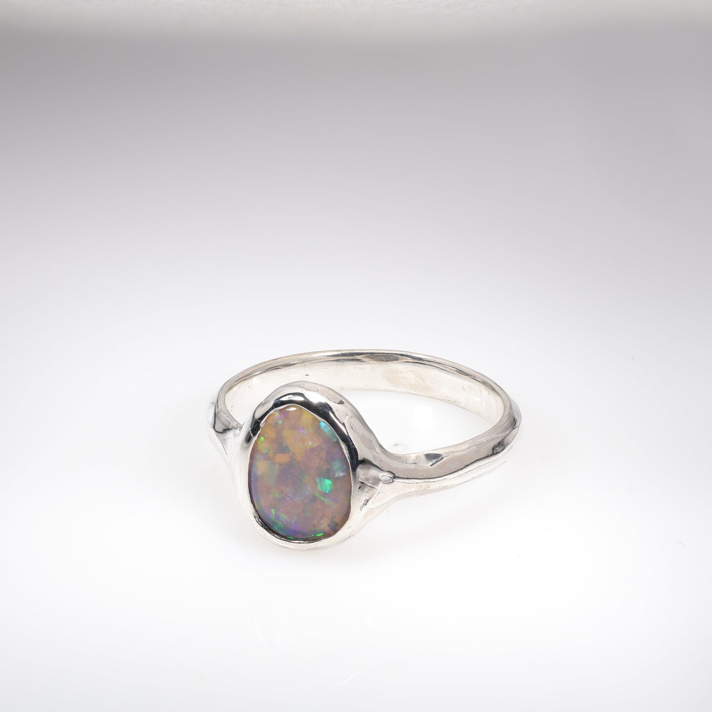 Lightning Ridge Ring 1.08 cts 26467