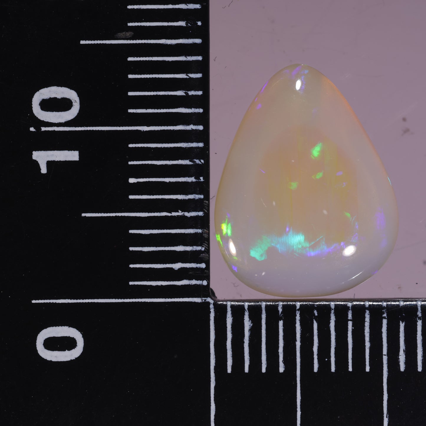 Lightning Ridge Opal 3.30cts 27450