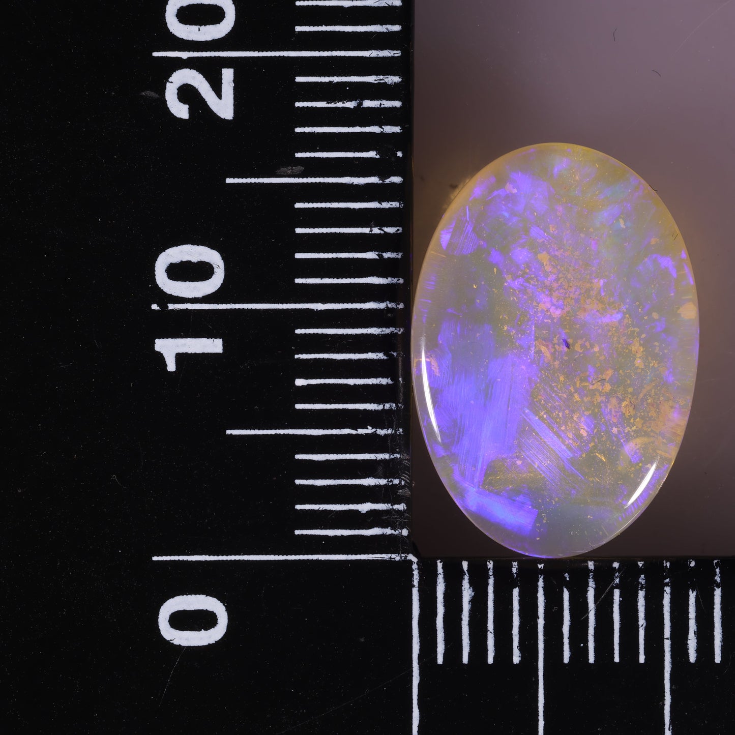 Lightning Ridge Opal 5.91 cts 29024