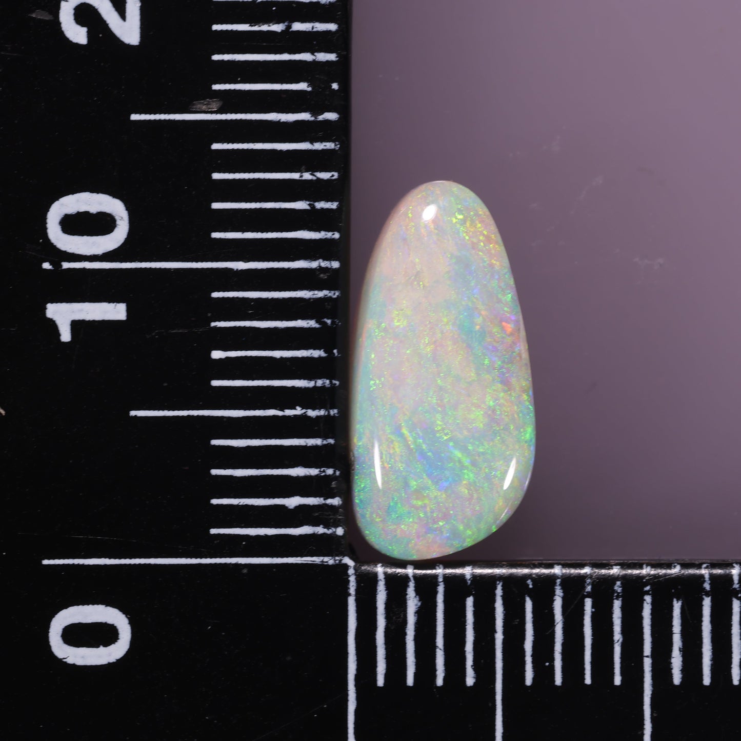 Lightning Ridge Opal 2.05 cts 29055
