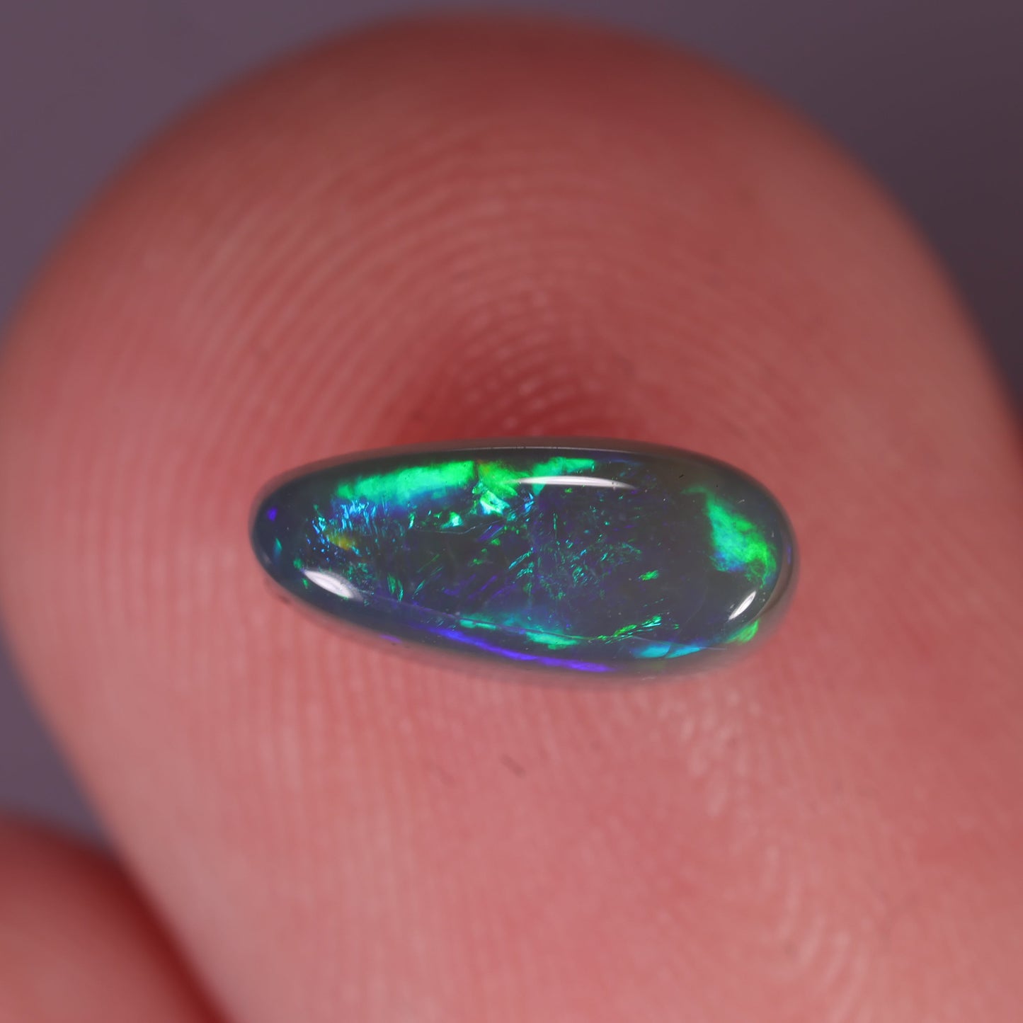 Lightning Ridge Opal 0.8 cts 29505