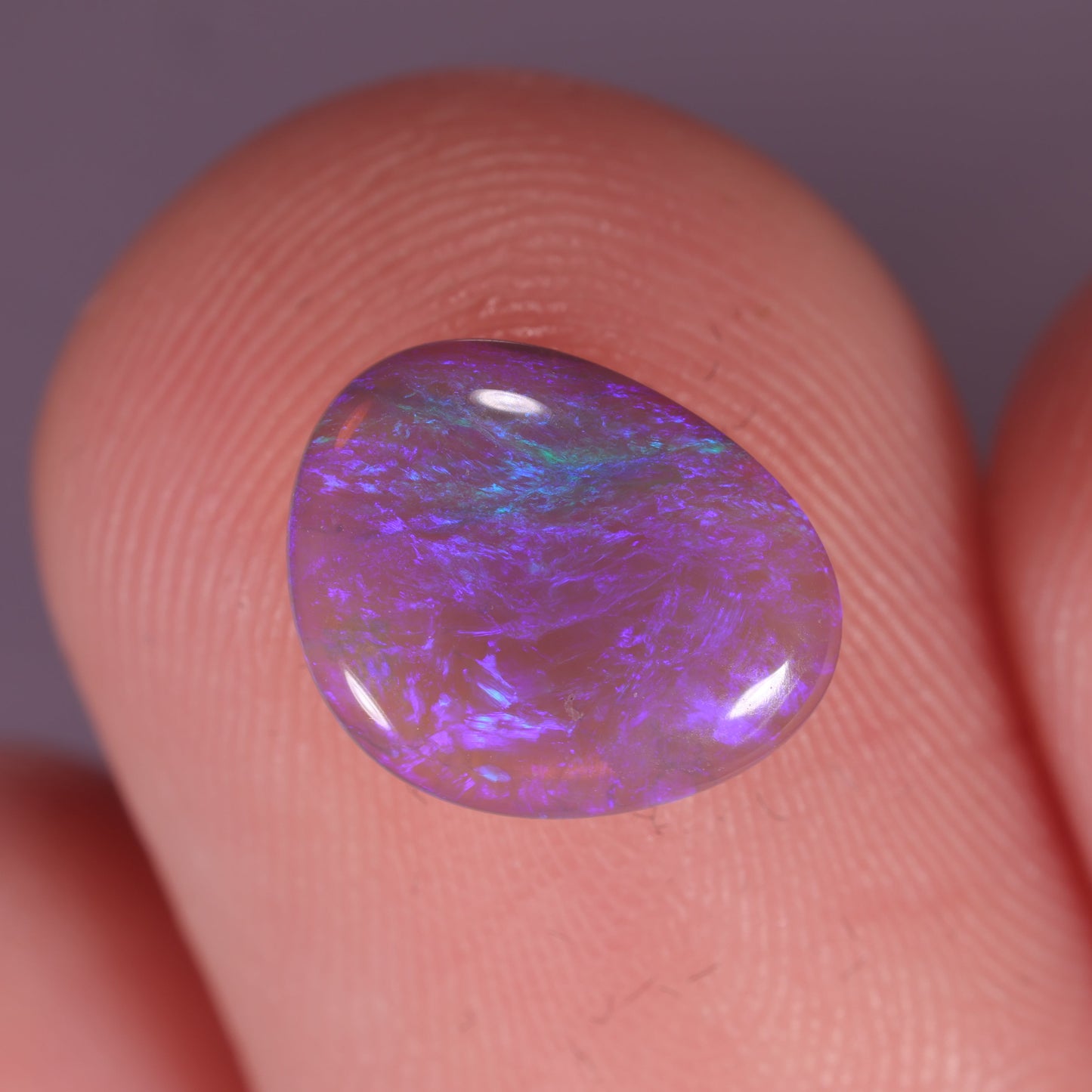 Lightning Ridge Opal 0.9 cts 30331