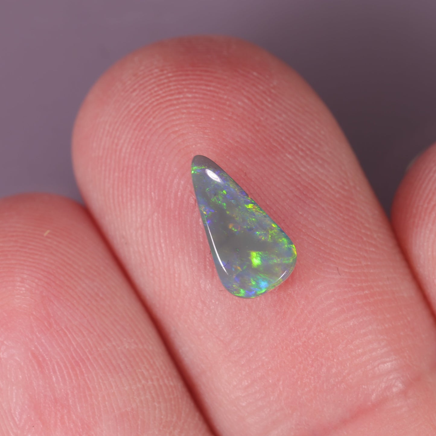 Lightning Ridge Opal 1 cts 30348