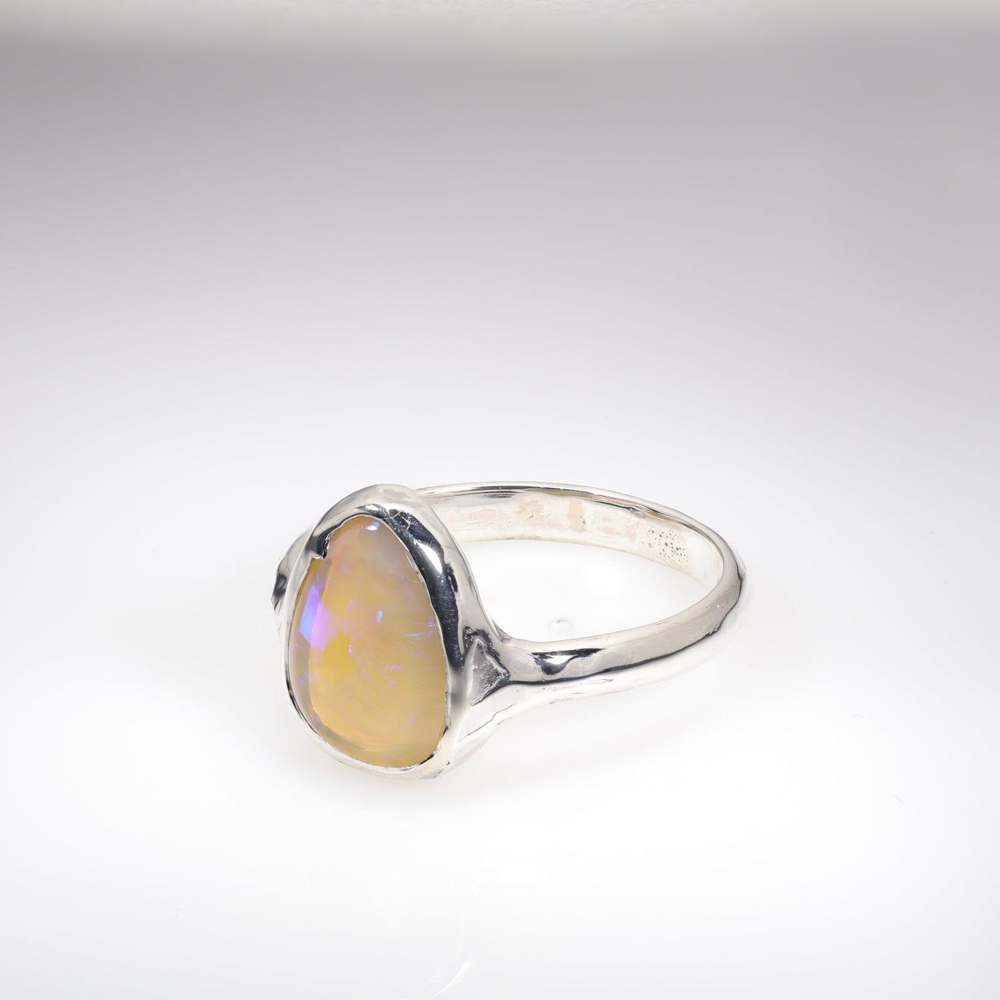 Lightning Ridge Ring 1.76 cts 30354