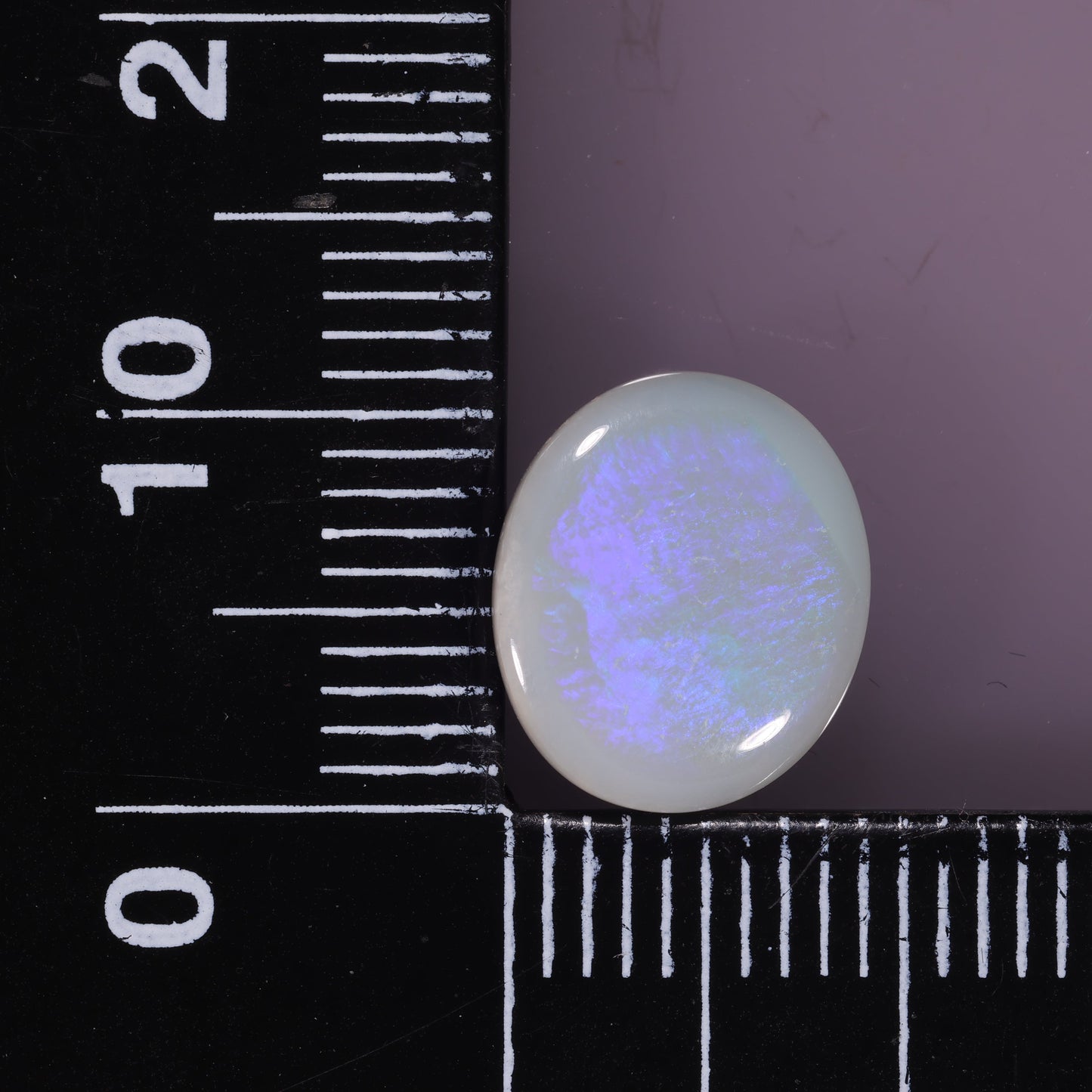 Lightning Ridge Opal 2.1 cts 30413