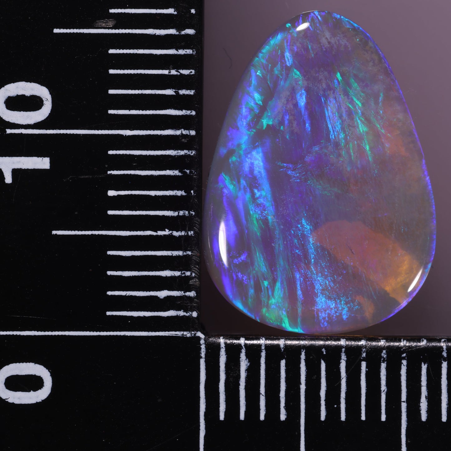 Lightning Ridge Opal 3.6 cts 30988