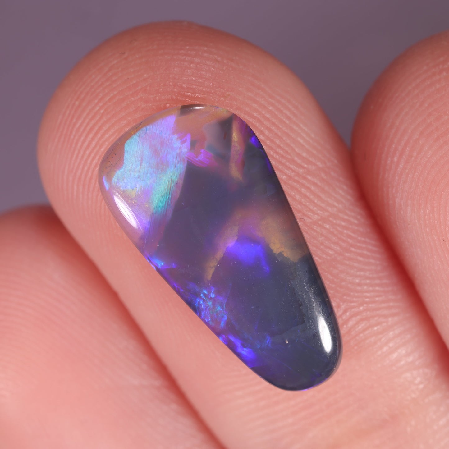 Lightning Ridge Opal 2.16 cts 31060