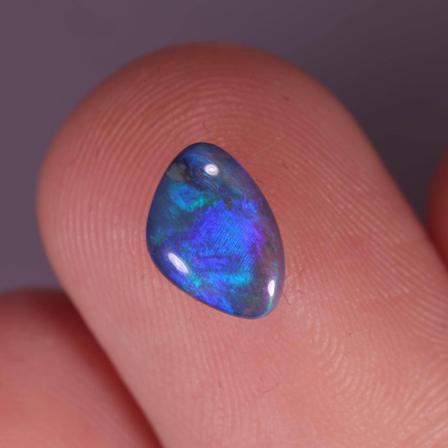 Lightning Ridge Opal 0.6 cts 31069
