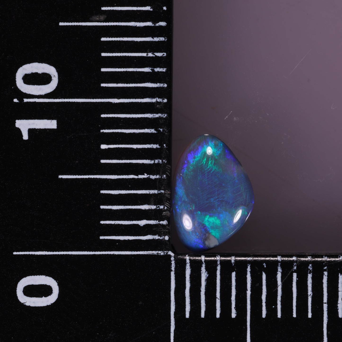 Lightning Ridge Opal 0.6 cts 31069