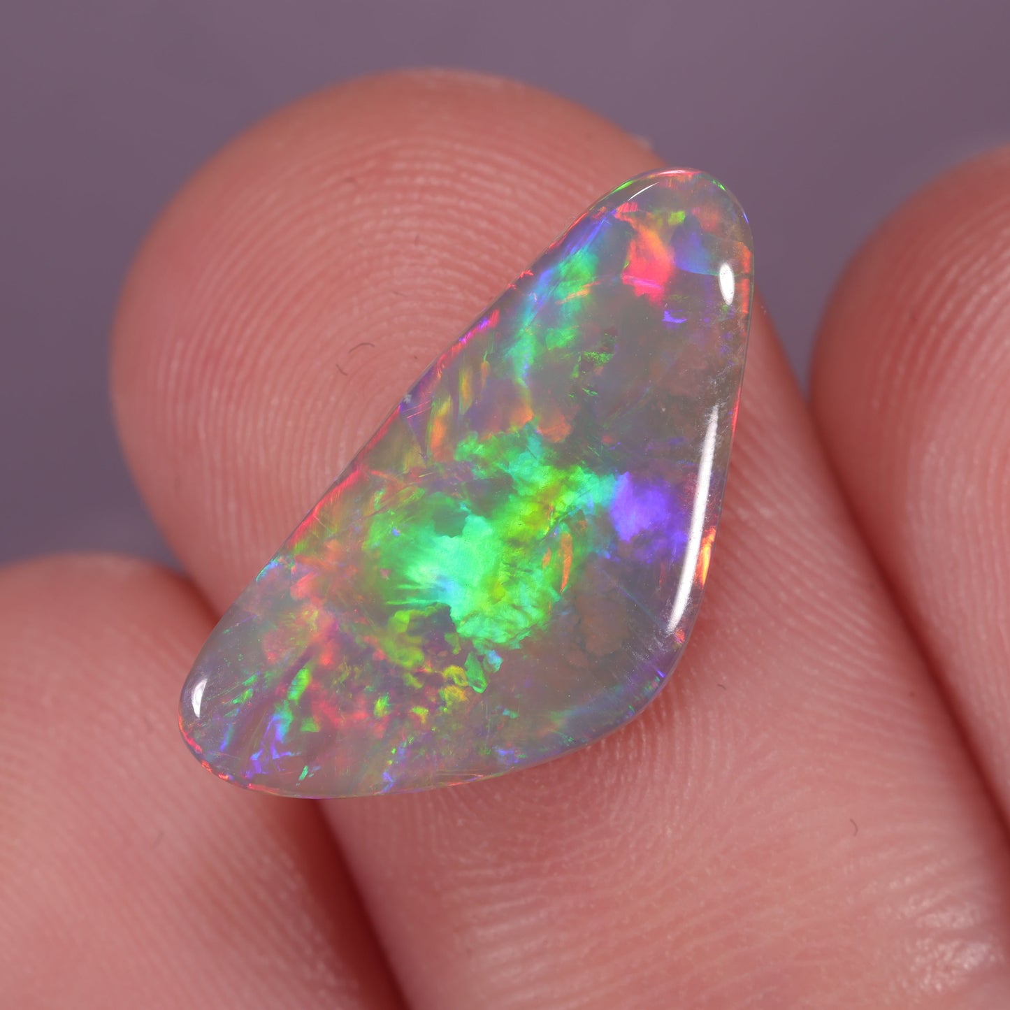 Lightning Ridge Opal 2.07 cts 31195