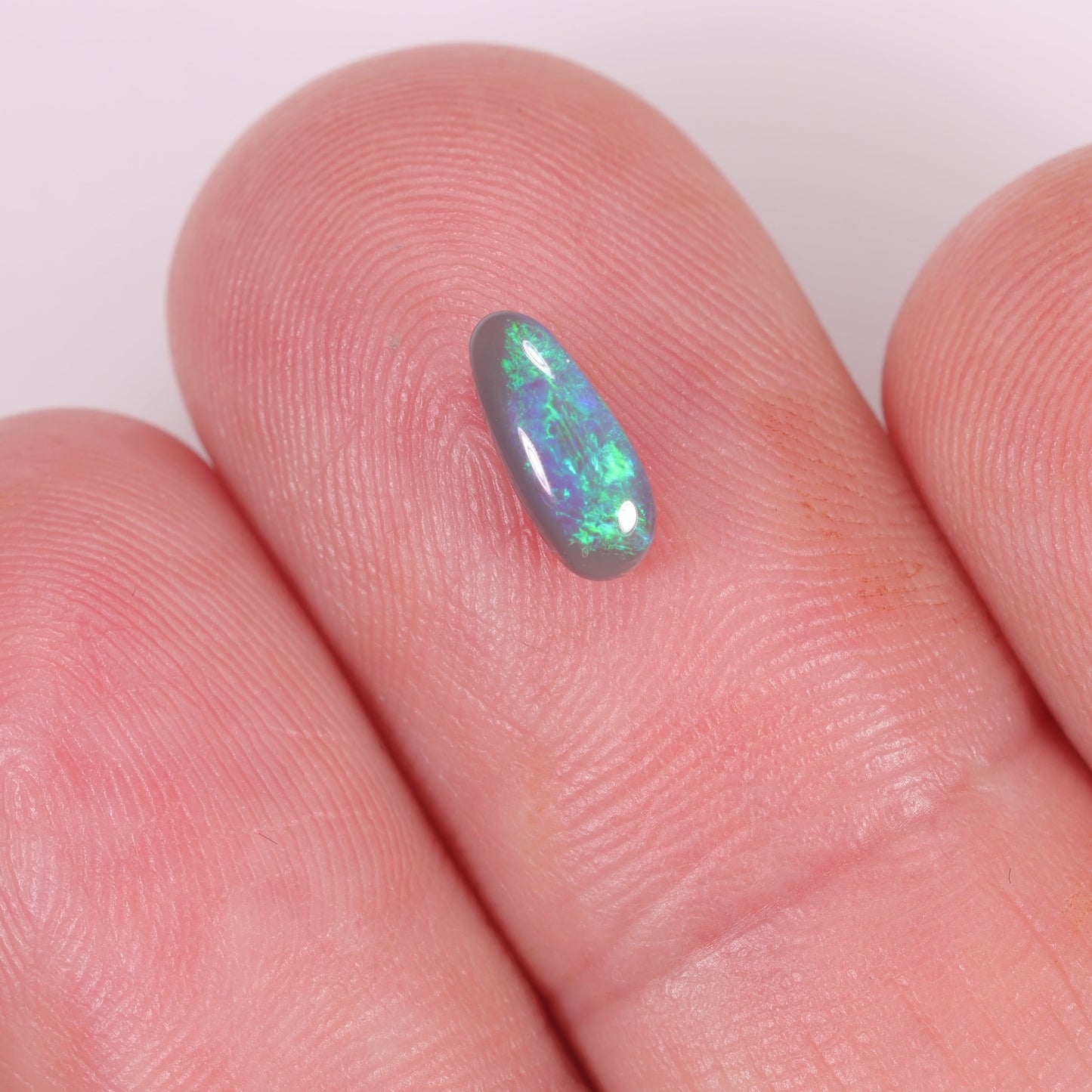 Lightning Ridge Opal 0.6 cts 31550