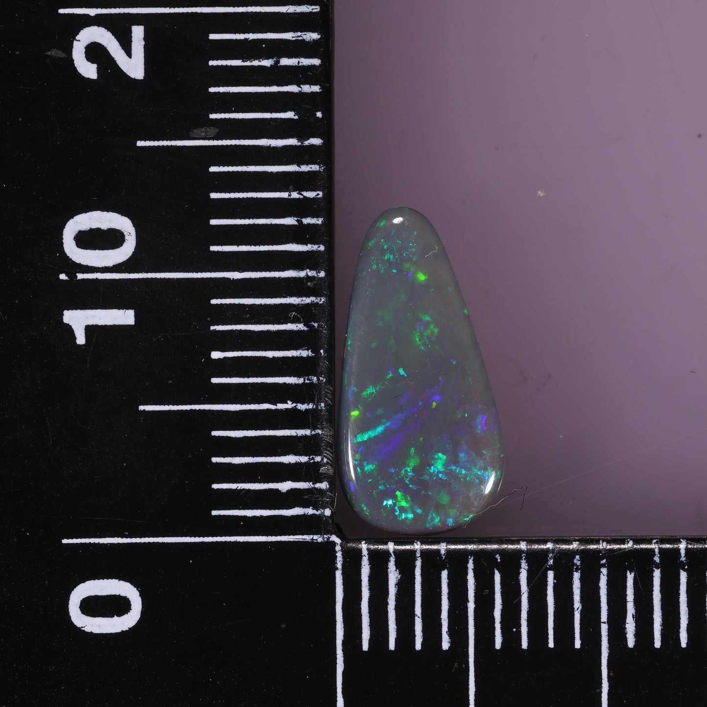 Lightning Ridge Seam 1.1 cts 32649