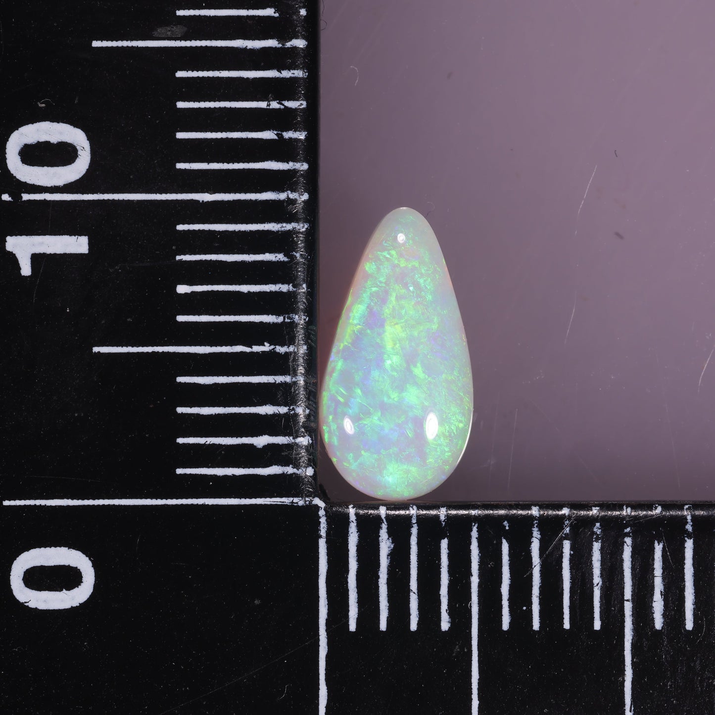 Lightning Ridge Seam 0.84 cts 32936