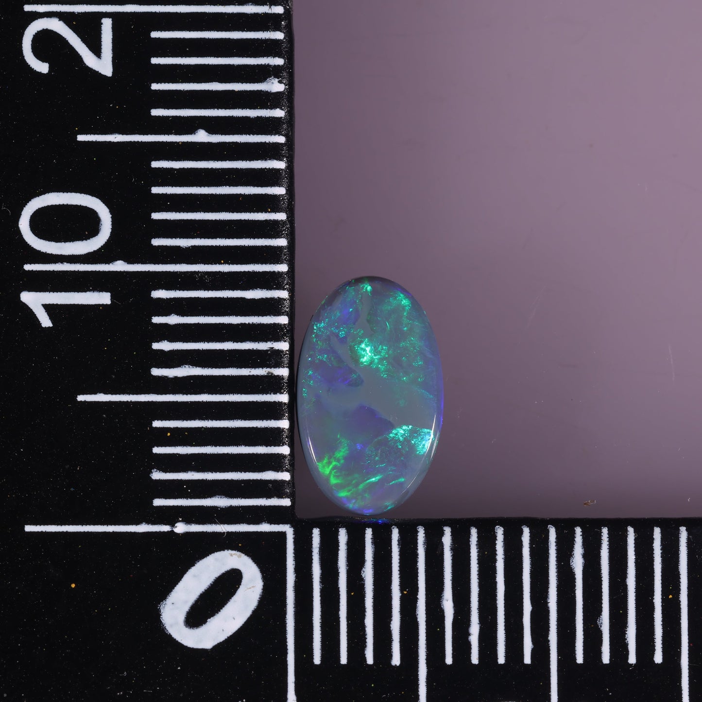 Lightning Ridge Seam 0.92 cts 33140