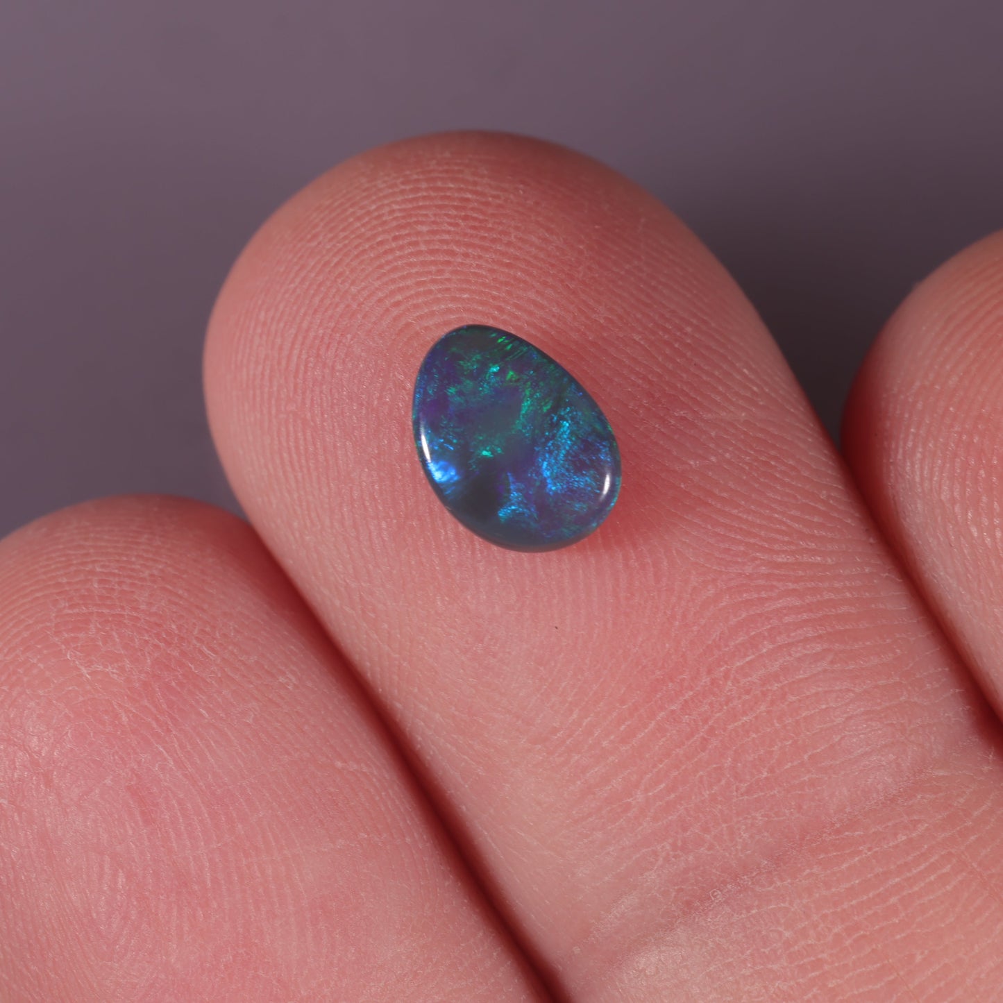 Lightning Ridge Seam 0.68 cts 33254
