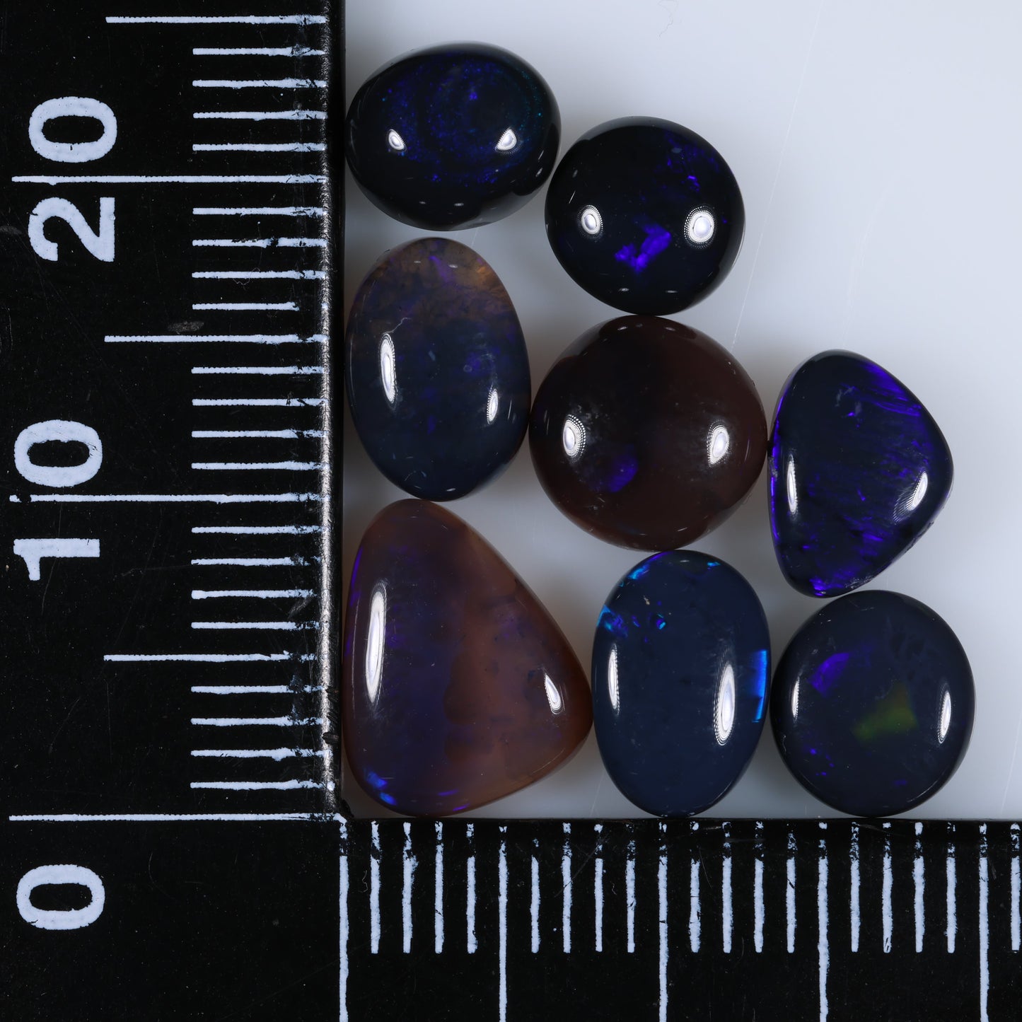 Lightning Ridge Parcel 9.7 cts 33865