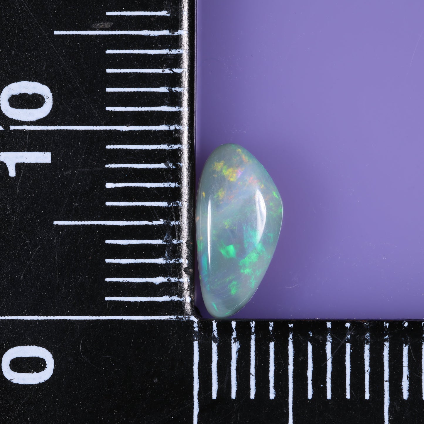 Lightning Ridge Seam 0.88 cts 34009