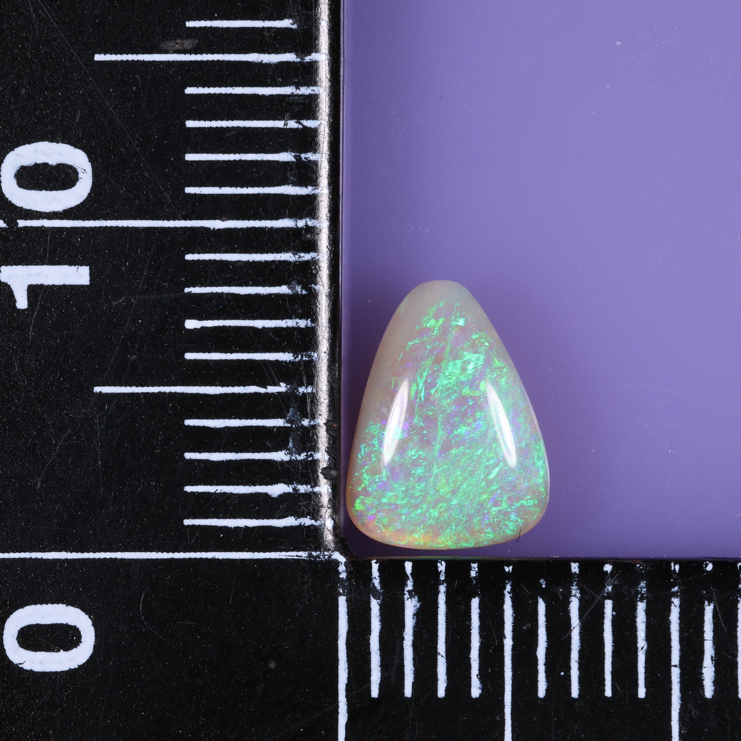Lightning Ridge Seam 0.63 cts 34018
