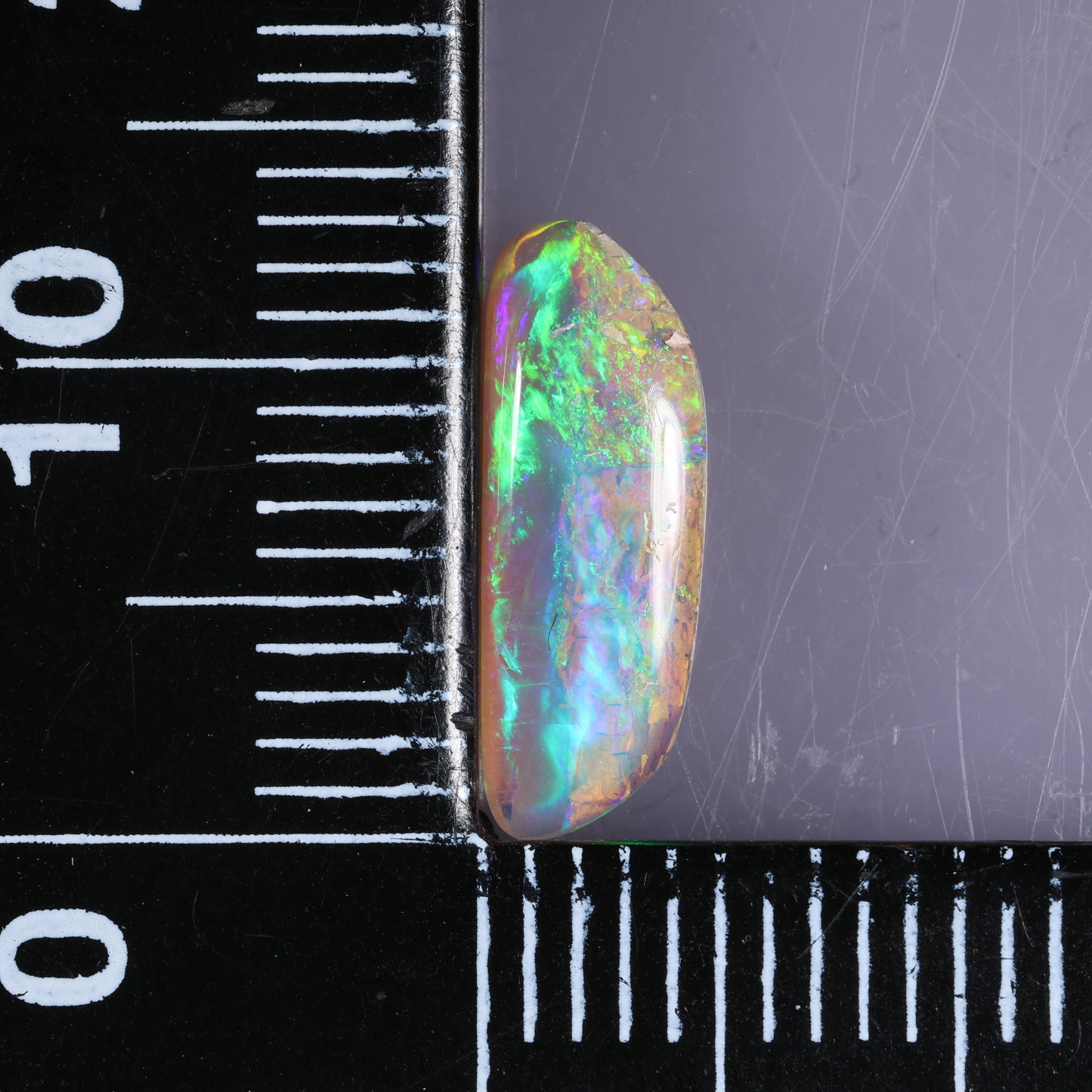 Lightning Ridge Seam 0.88 cts 34689