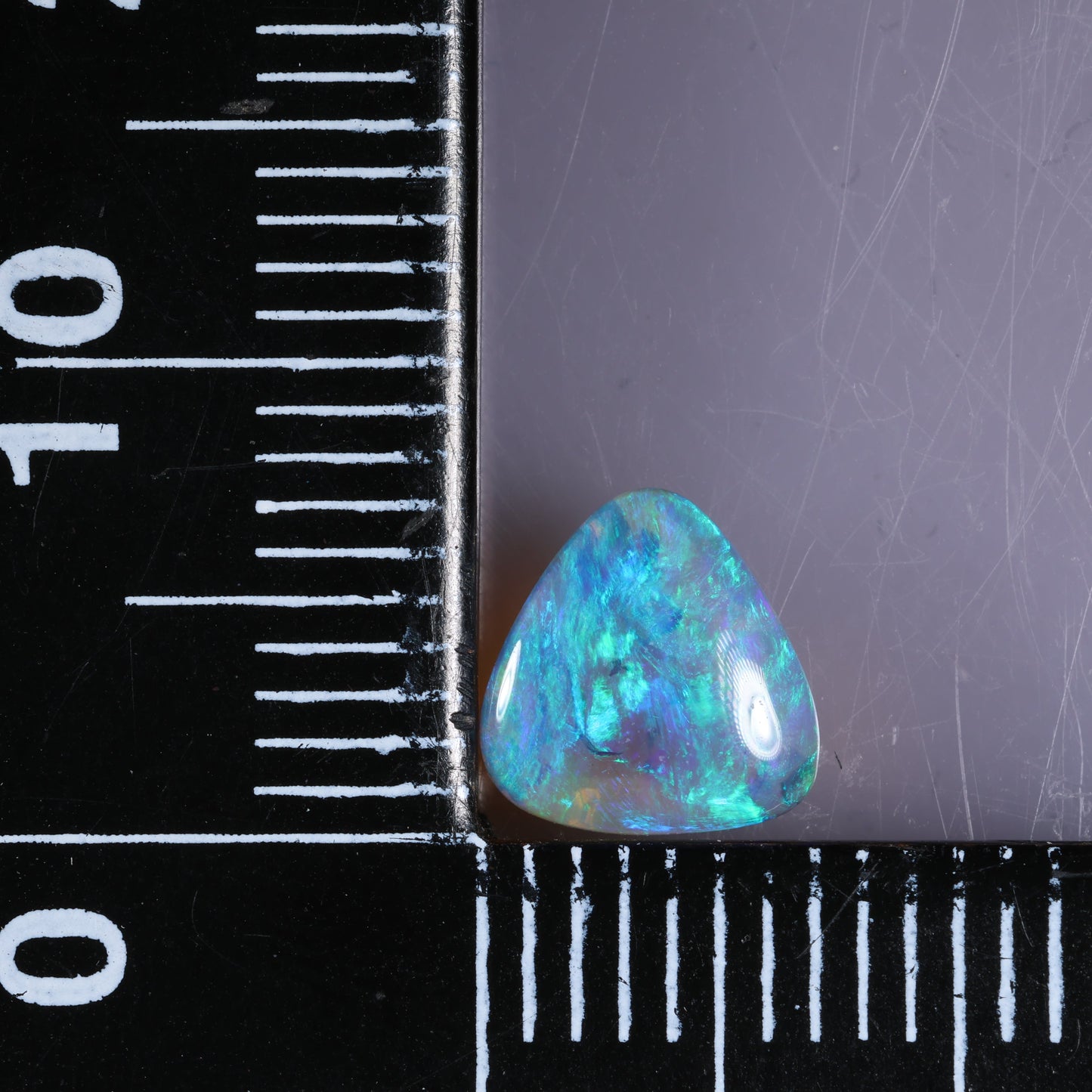 Lightning Ridge Seam 0.89 cts 34739