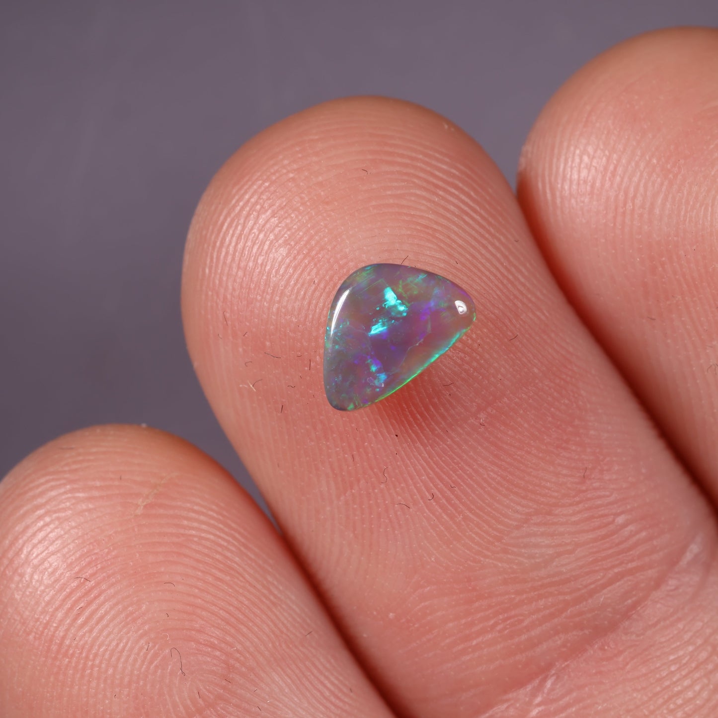 Lightning Ridge Seam 0.4 cts 34834