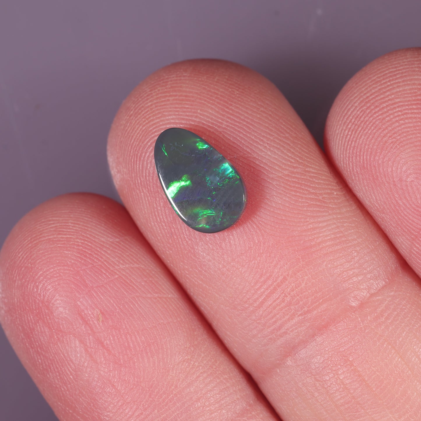 Lightning Ridge Seam 0.9 cts 34932