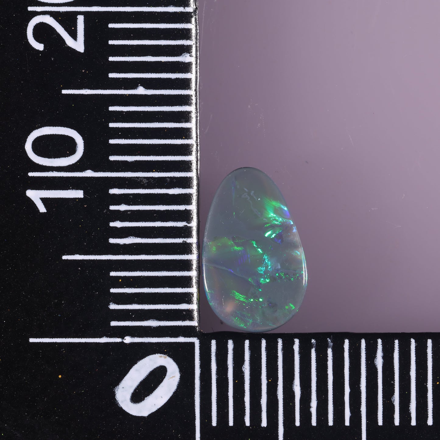 Lightning Ridge Seam 0.9 cts 34932