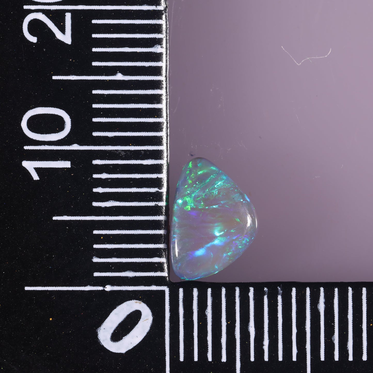 Lightning Ridge Seam 1 cts 34933