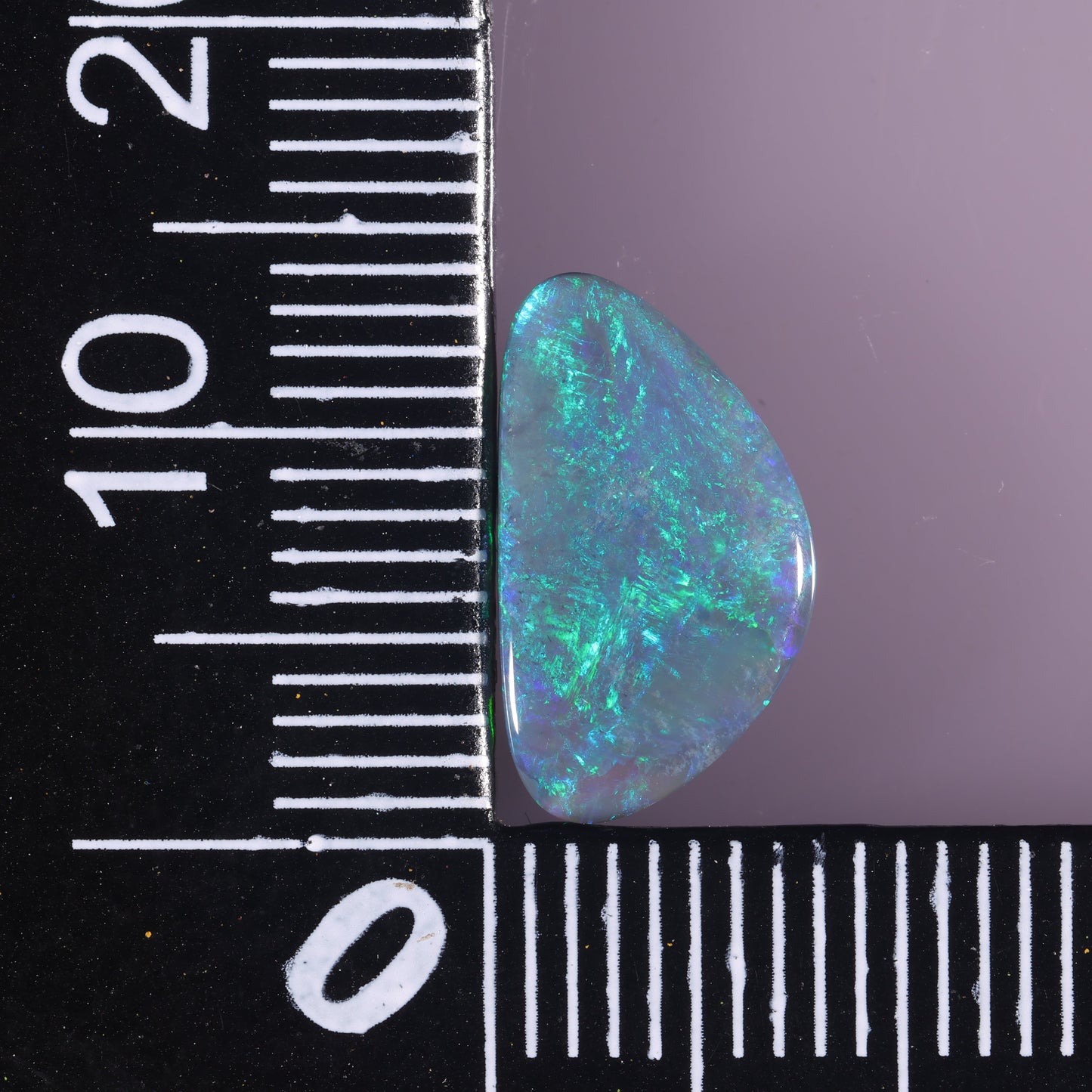 Lightning Ridge Seam 1.96 cts 35006