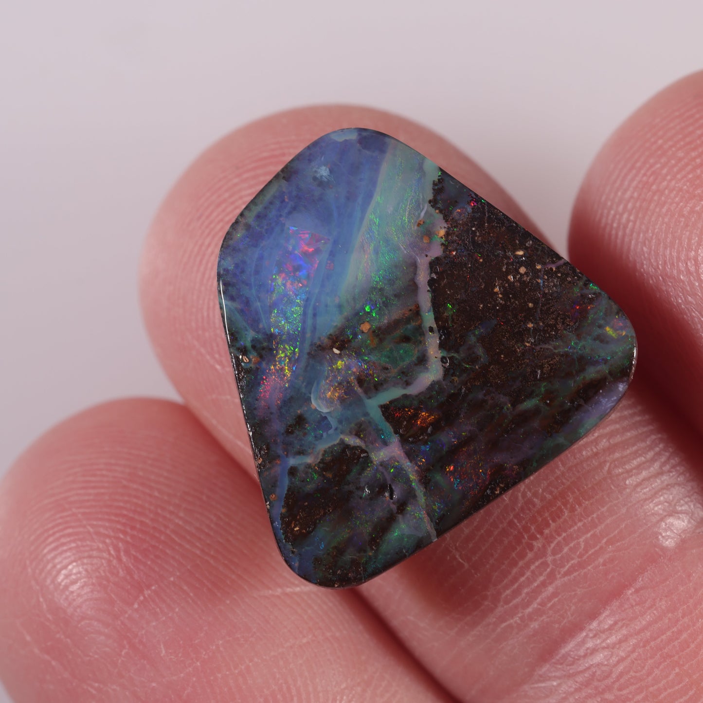 Boulder Opal 9.78 cts 35092