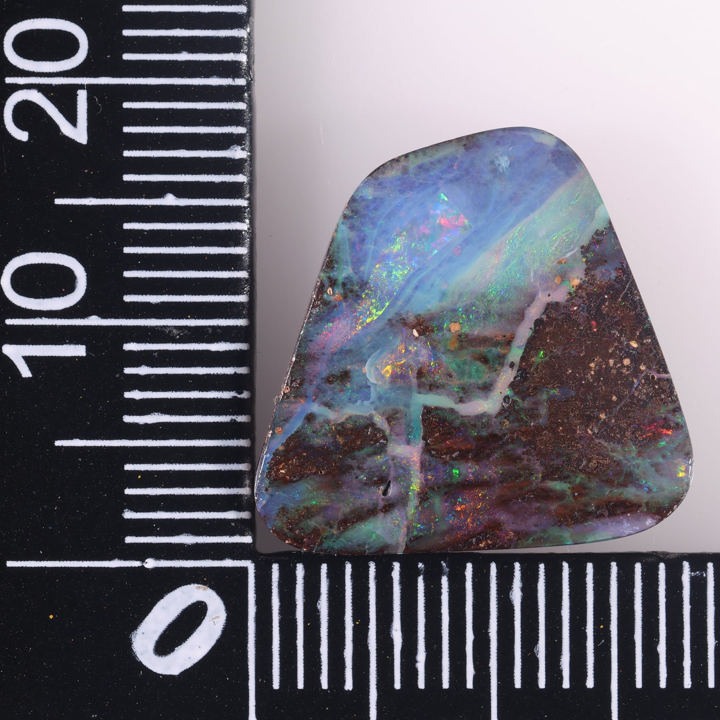 Boulder Opal 9.78 cts 35092