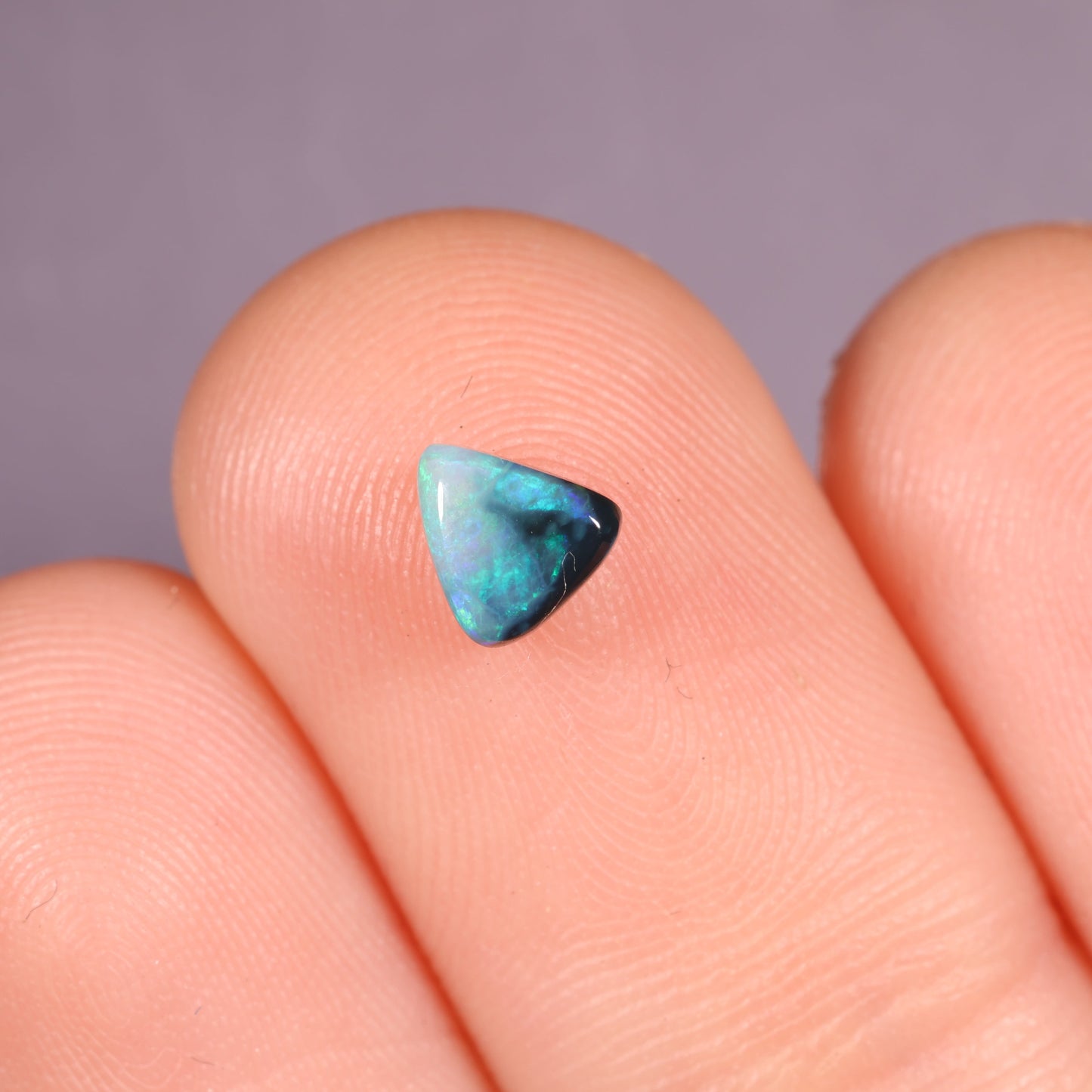 Lightning Ridge Seam 0.48 cts 35156