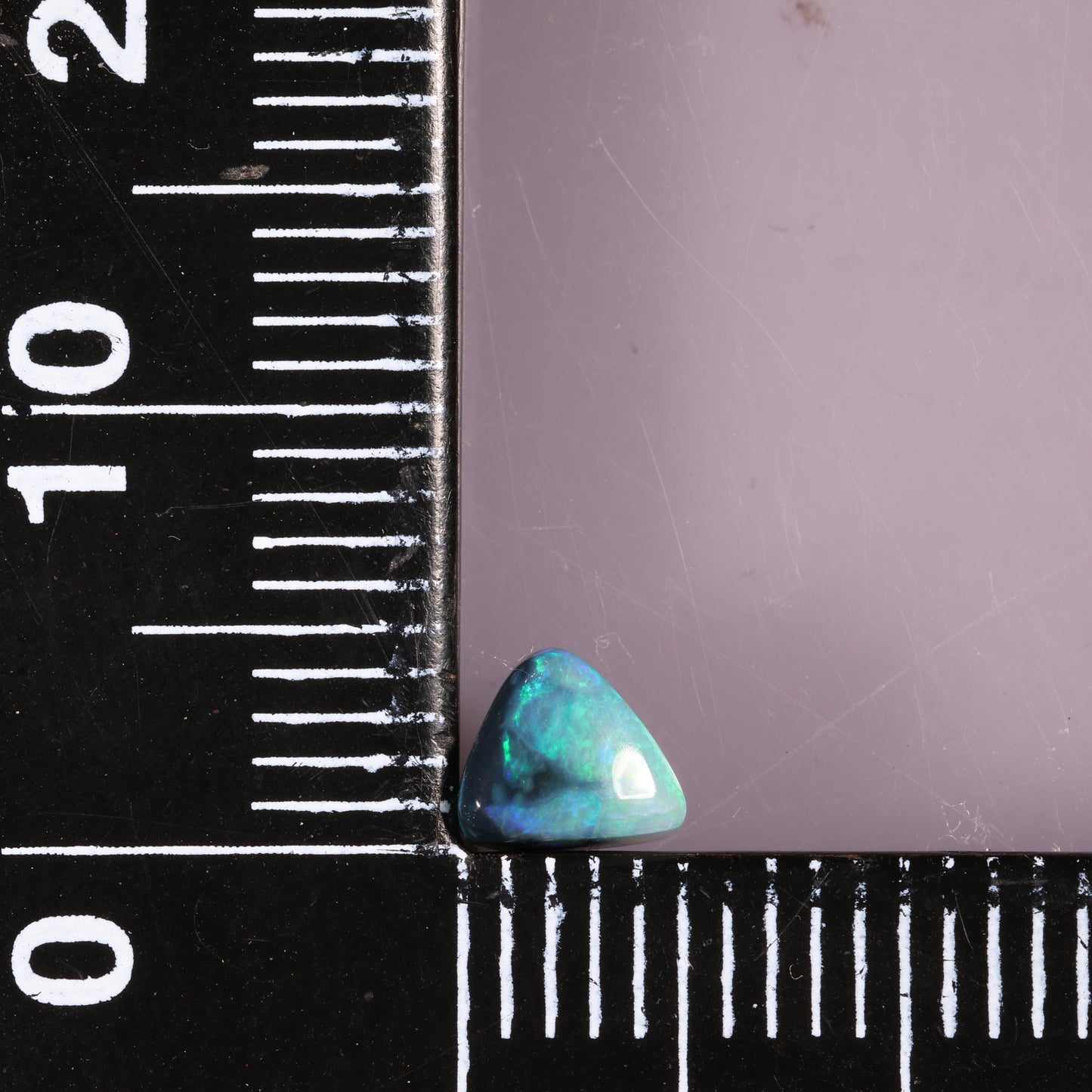 Lightning Ridge Seam 0.48 cts 35156