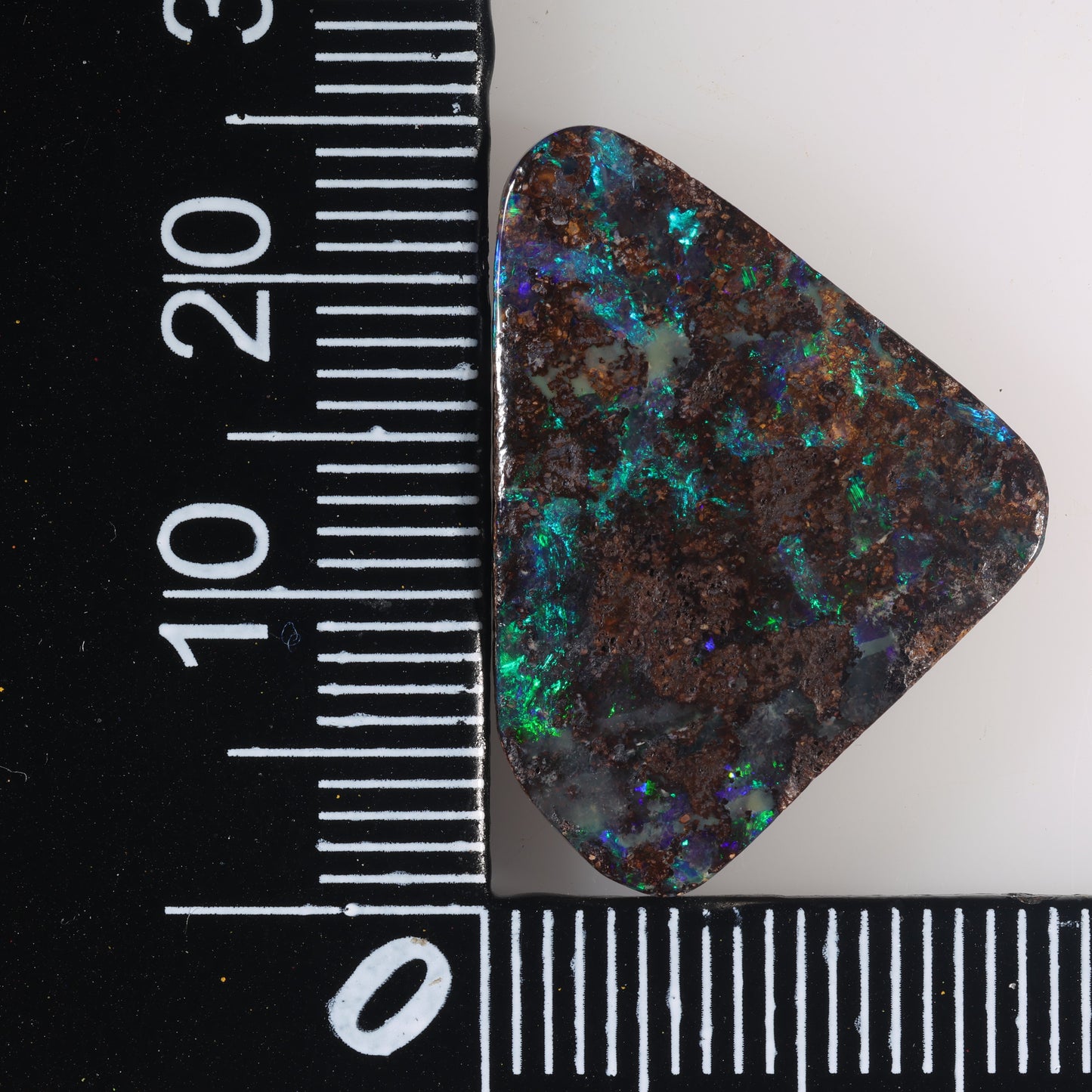Boulder Opal 11.05 cts 35986
