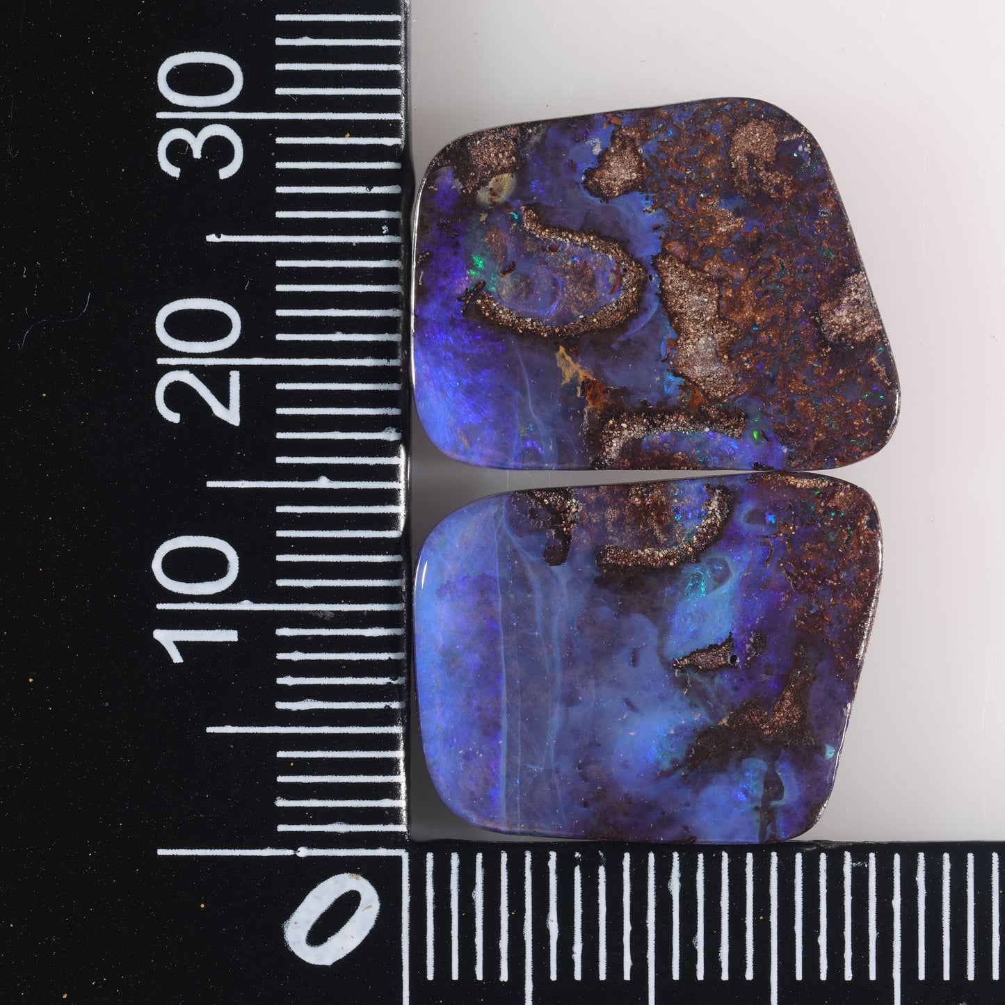 Boulder Opal 18.7 cts 36097