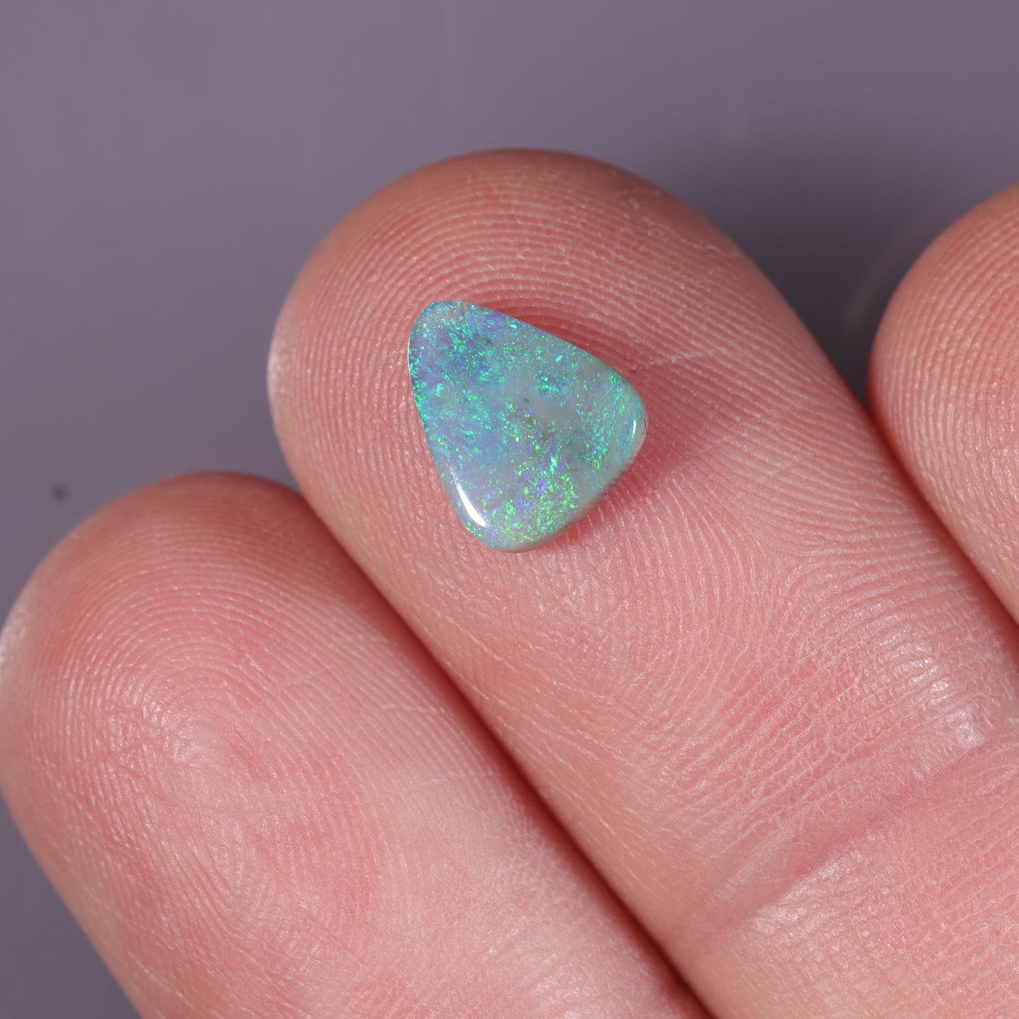 Lightning Ridge Seam 0.88 cts 36681