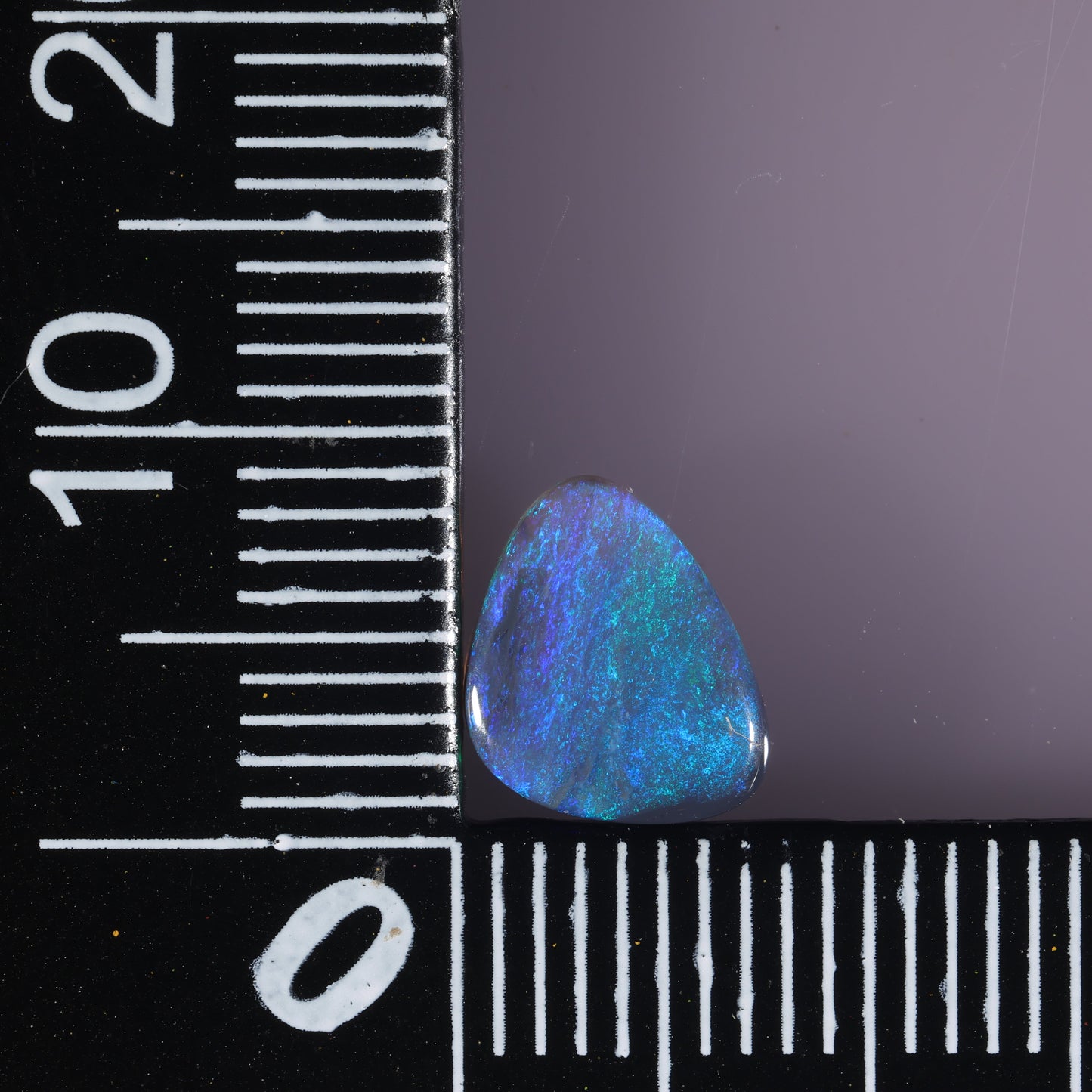 Lightning Ridge Seam 0.93 cts 36694