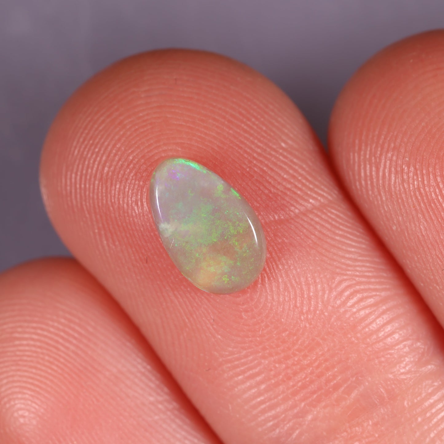 Coober Pedy White Opal 0.56 cts 36813