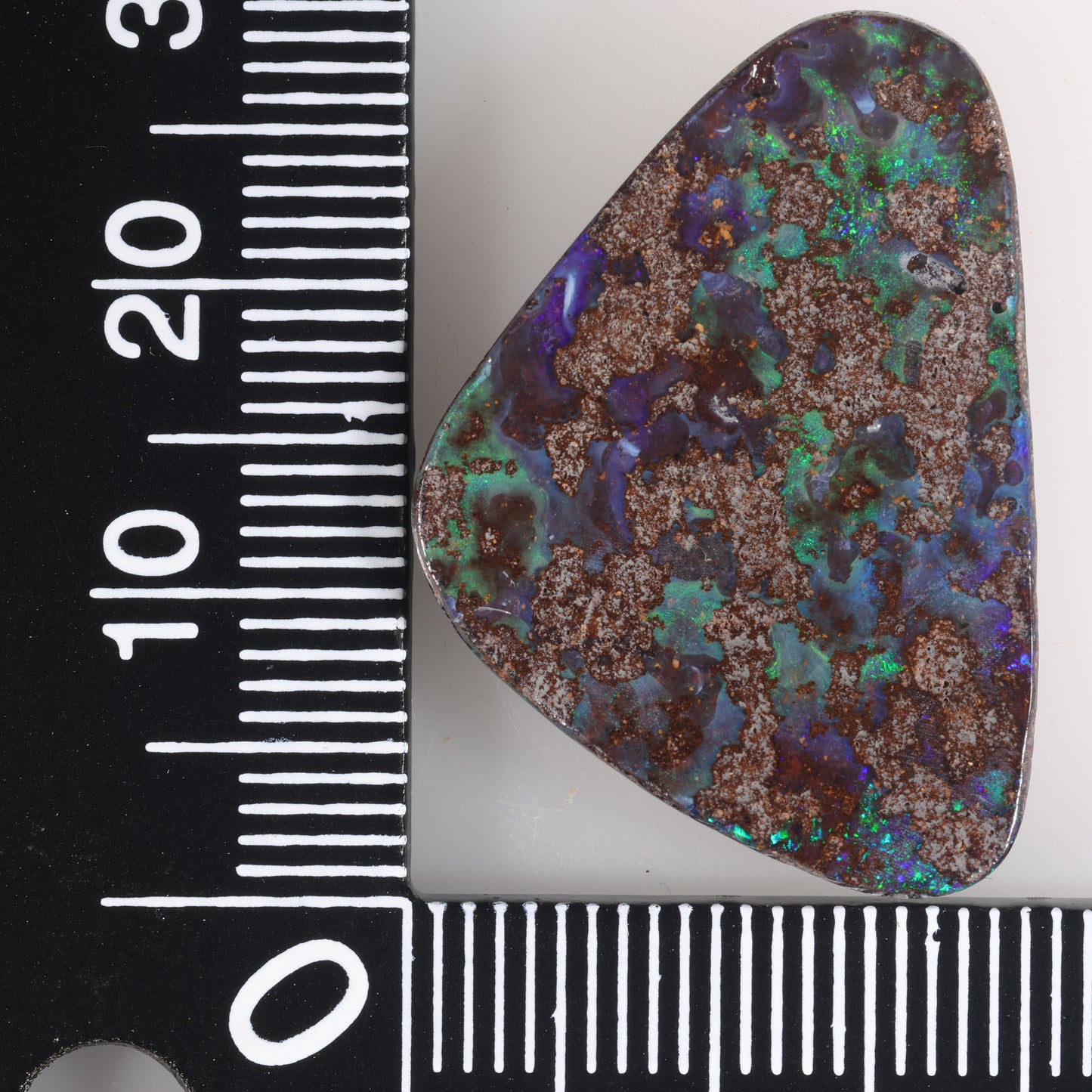 Boulder Opal 19.09 cts 37725