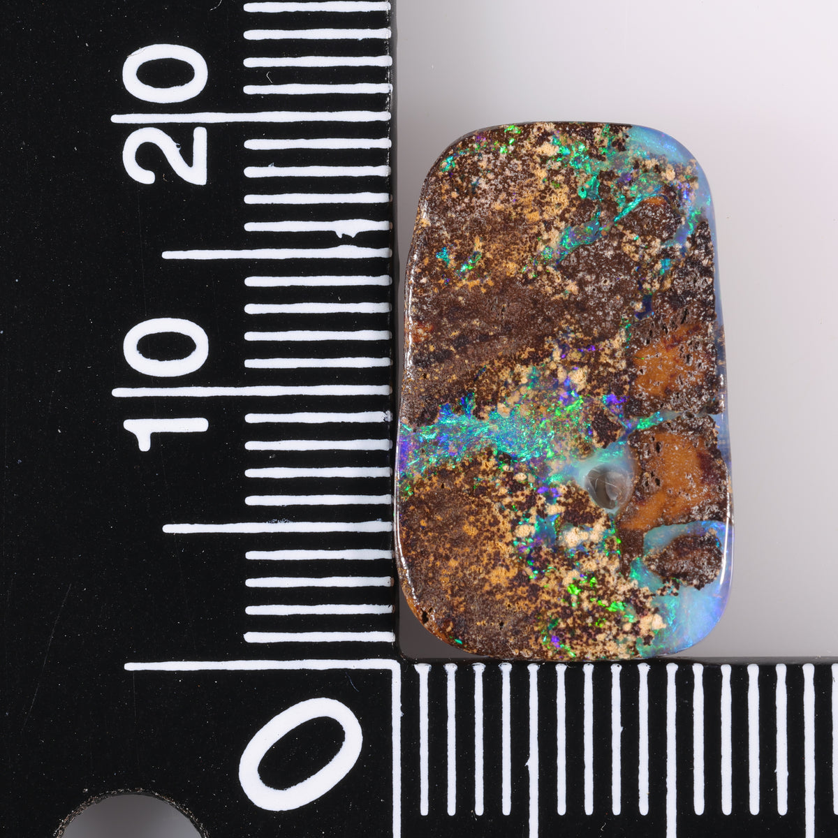 Boulder Opal 9.5 cts 39782