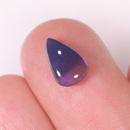 Lightning Ridge Opal 1.60cts 27387