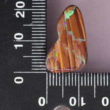 Load image into Gallery viewer, Boulder Opal 12.36cts 26128
