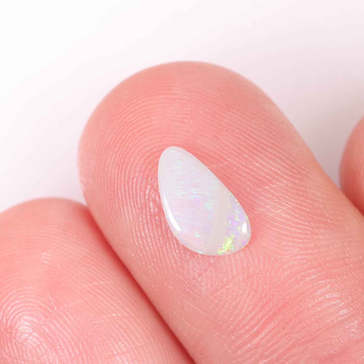 Lightning Ridge Opal 0.56cts 30302