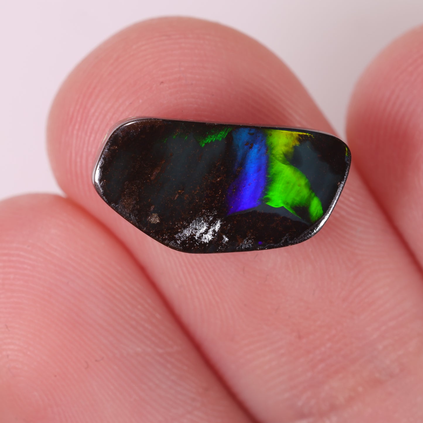 Boulder Opal 3.70cts 28702