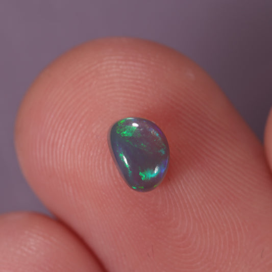Lightning Ridge Opal 0.40cts 32050