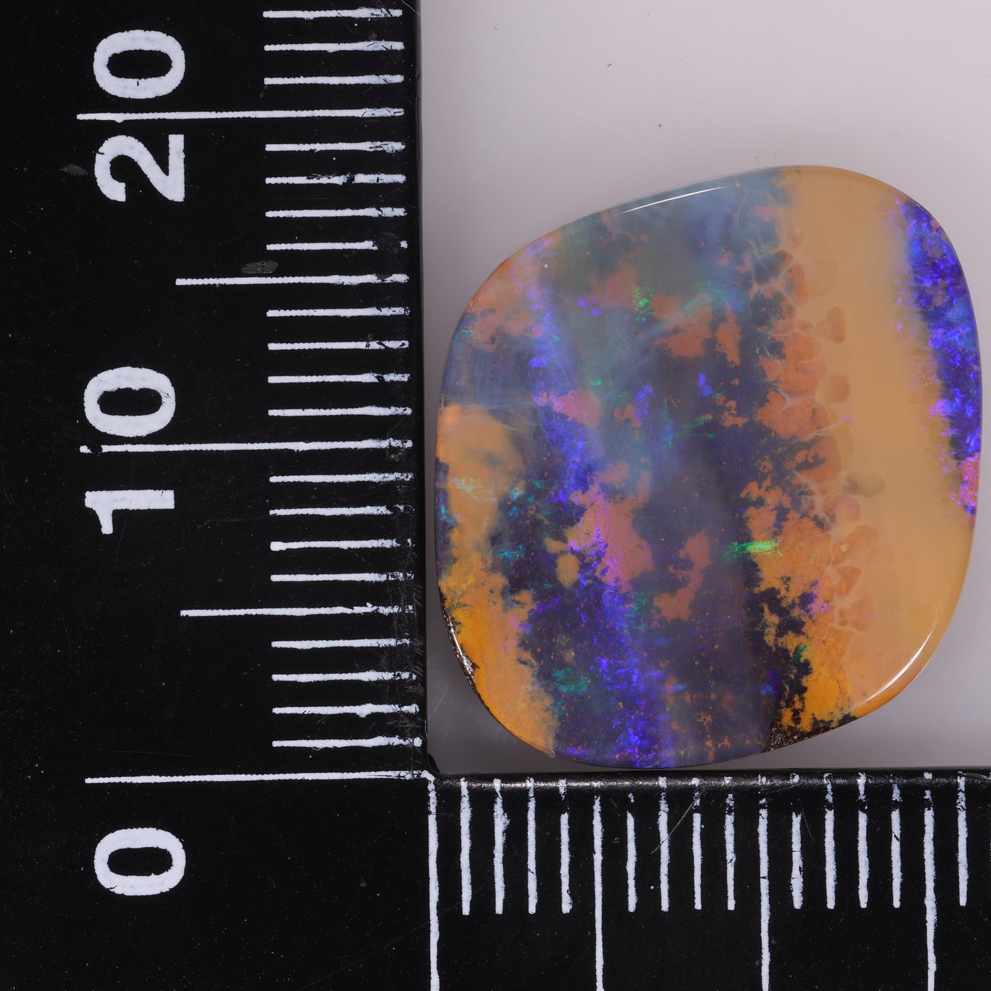 Boulder Opal 9.69 cts 32569