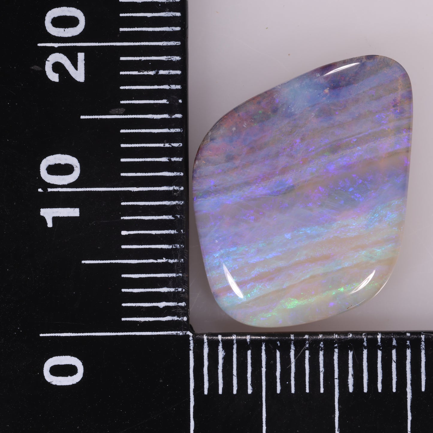 Boulder Opal 9.75 cts 32571