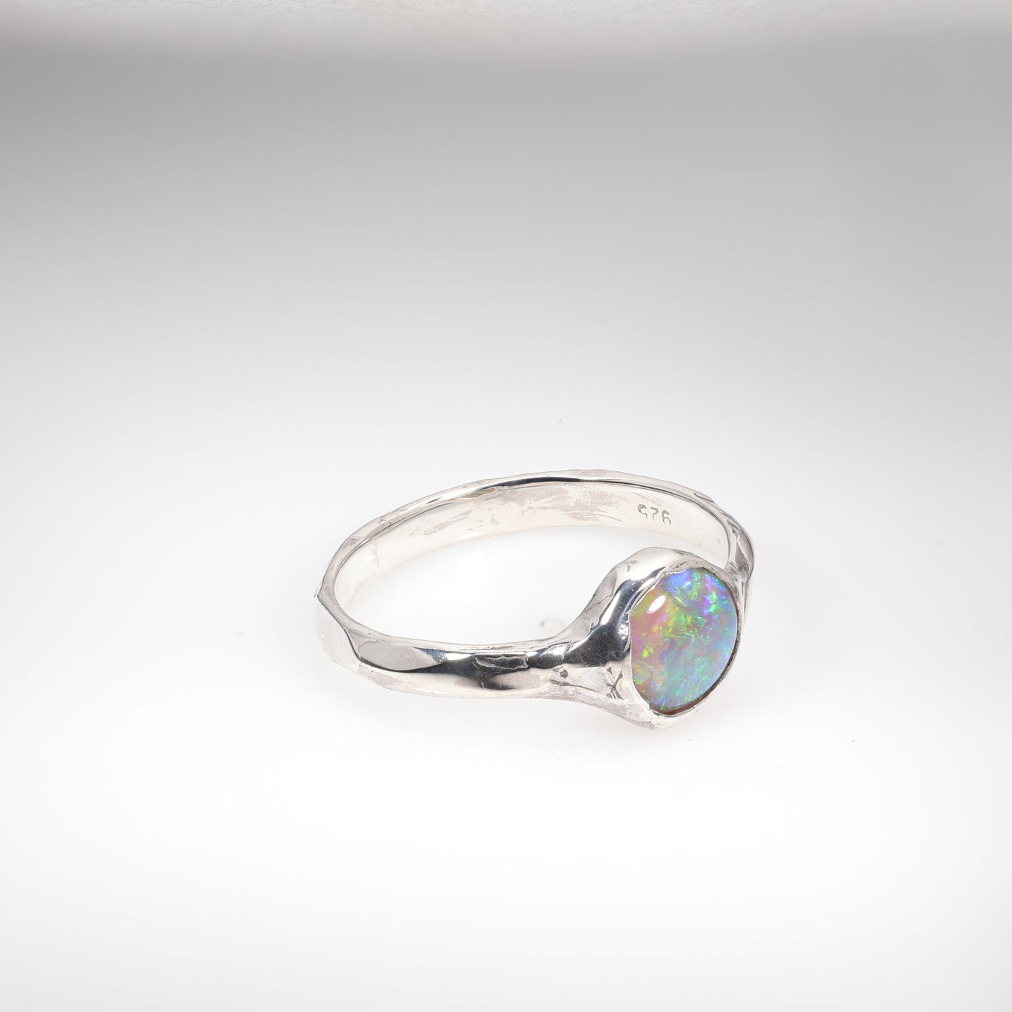 Lightning Ridge Ring 0.67 cts 23033