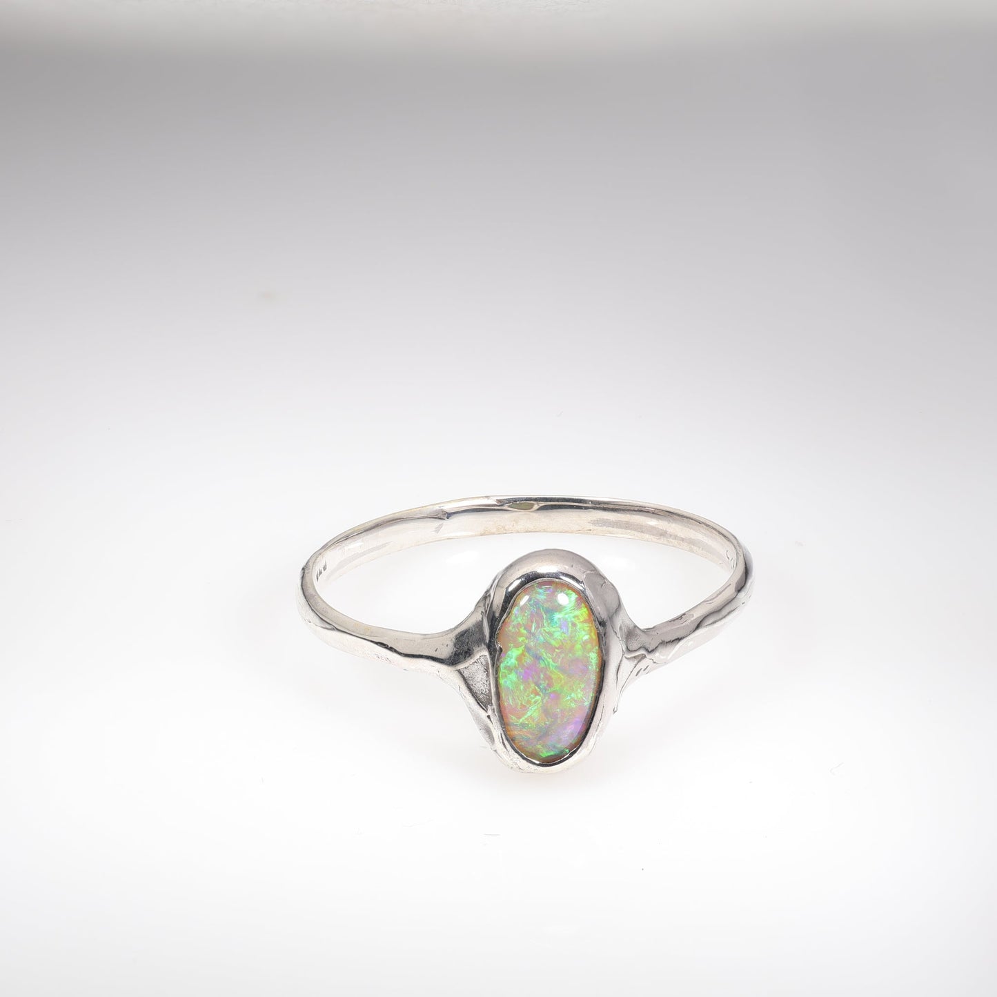 Lightning Ridge Ring 0.71 cts 23047